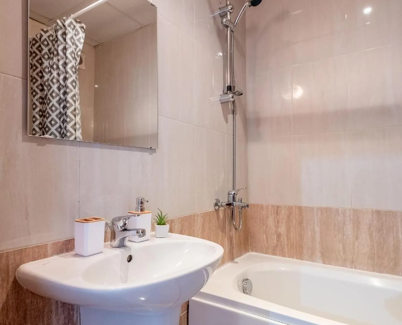 City Oasis: Stylish Retreat In The Heart Of Sofia 0*,  Bulgaria