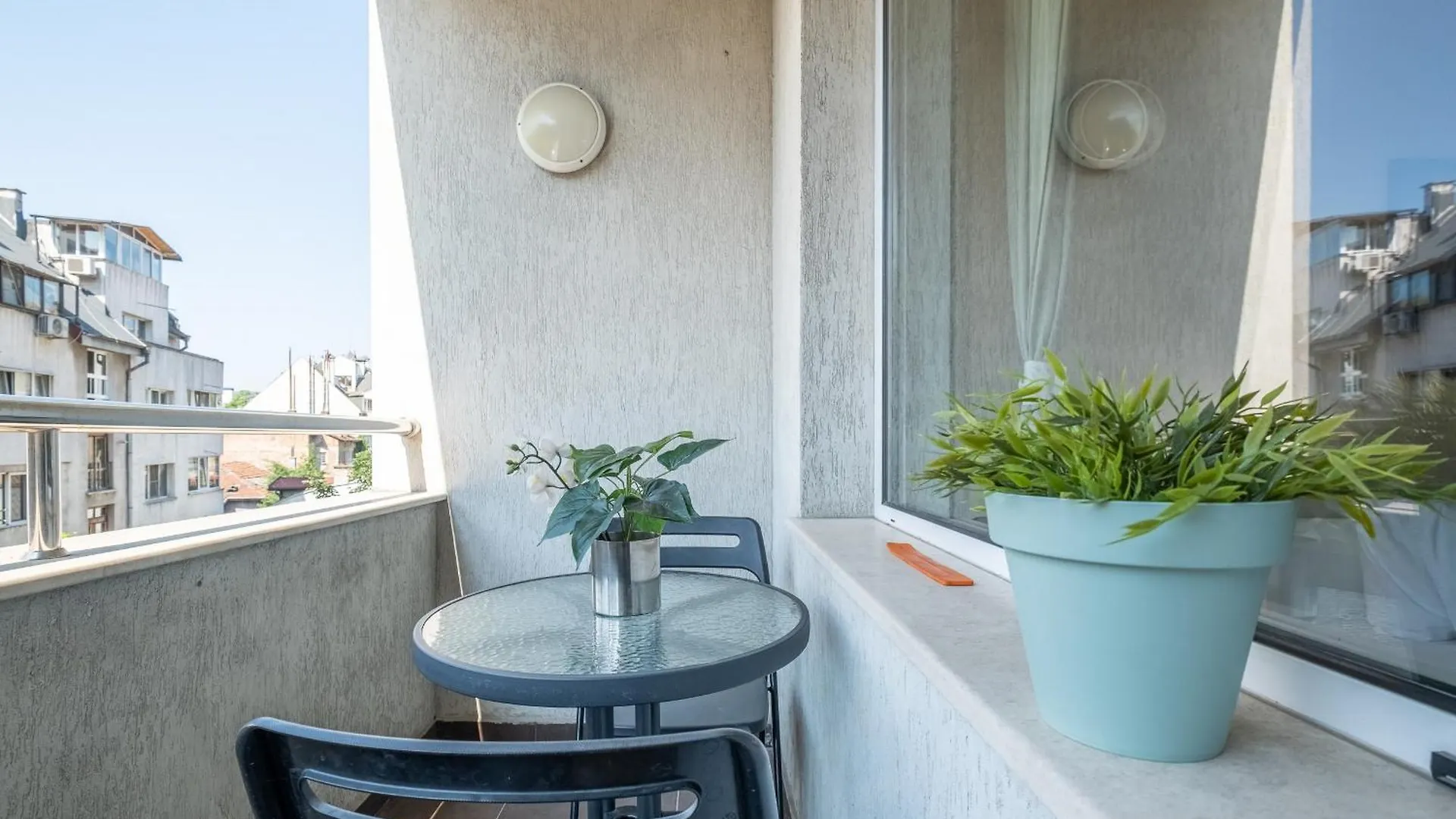 Apartment City Oasis: Stylish Retreat In The Heart Of Sofia