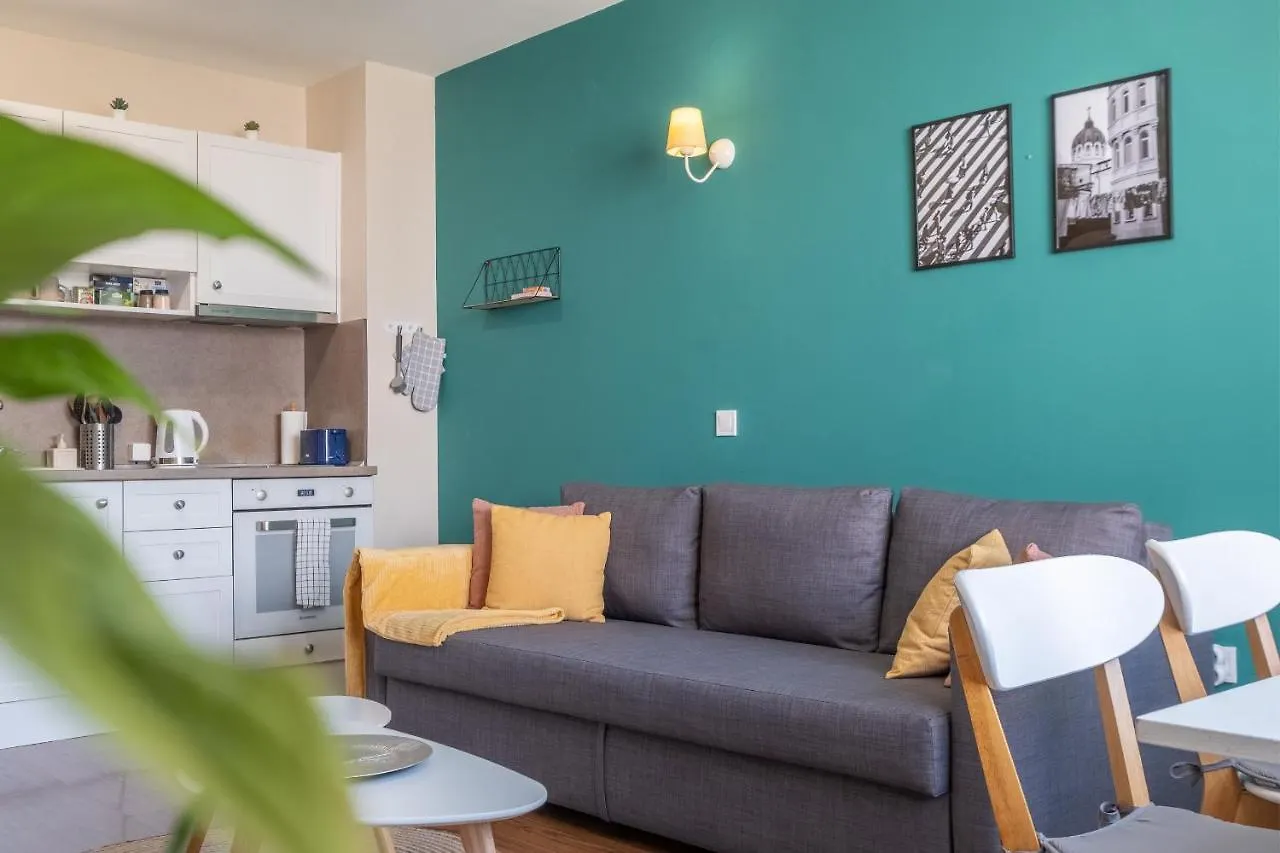 City Oasis: Stylish Retreat In The Heart Of 소피아