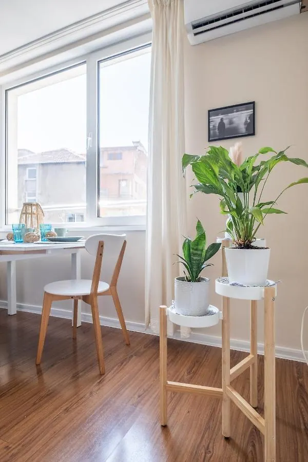 아파트 City Oasis: Stylish Retreat In The Heart Of 소피아 불가리아