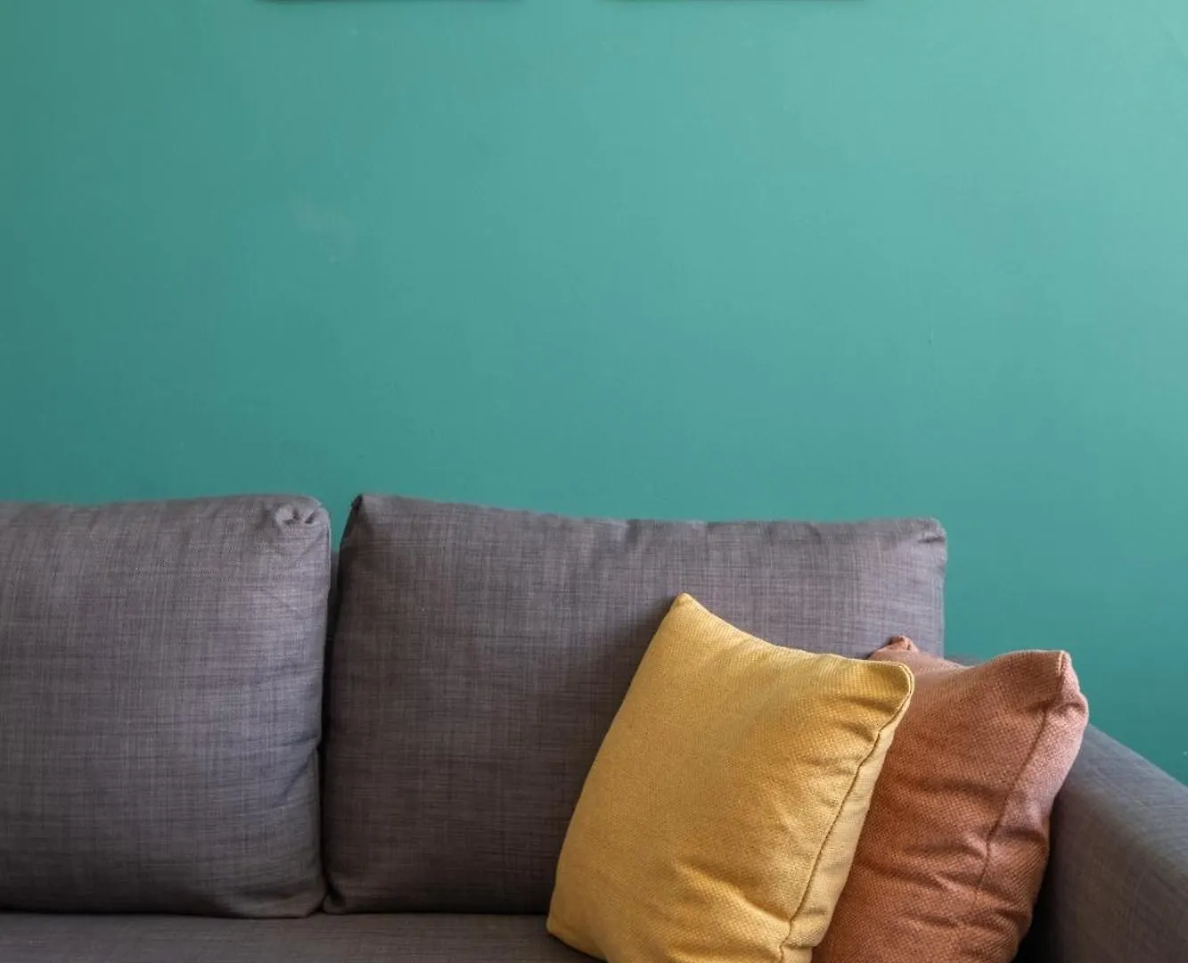 City Oasis: Stylish Retreat In The Heart Of 소피아 아파트